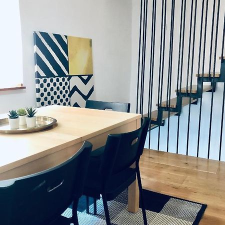 Seayou!***Charming 1-Bedroom Rental Unit In The Old City Center Of Cres Buitenkant foto